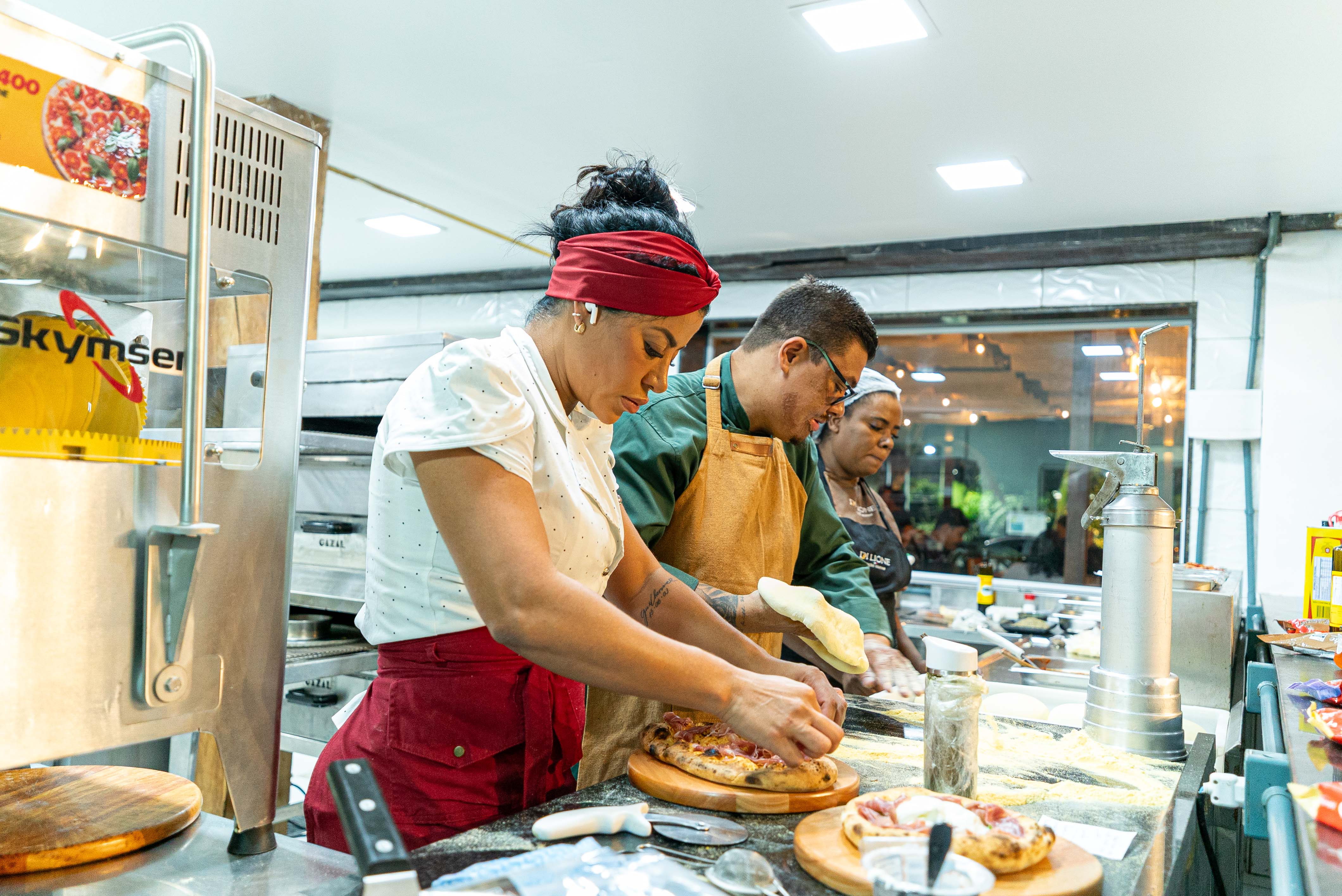 Chef Eliane na cozinha